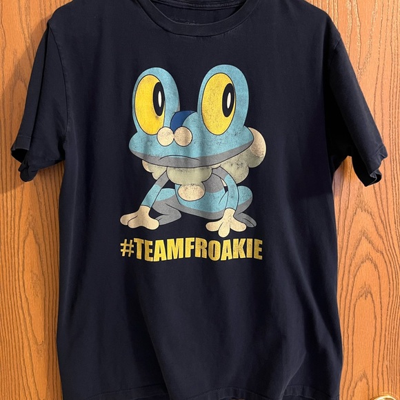 Tops - Pokémon #TEAMFROAKIE t shirt